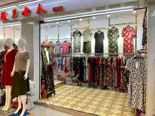 虎門服裝批發(fā)城大清倉 10元一件，500件裝一麻袋，搶購正當(dāng)時(shí)